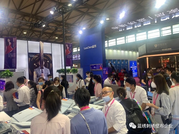 亲早家居LanChen蓝绣墙布觉醒终端 盛装亮相上海展会