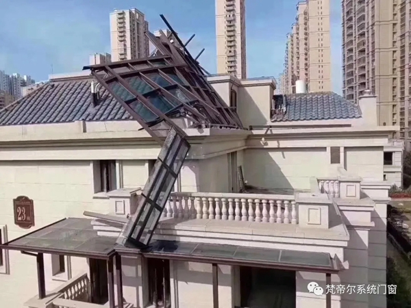  梵帝尔系统门窗告诉您如何选购阳光房