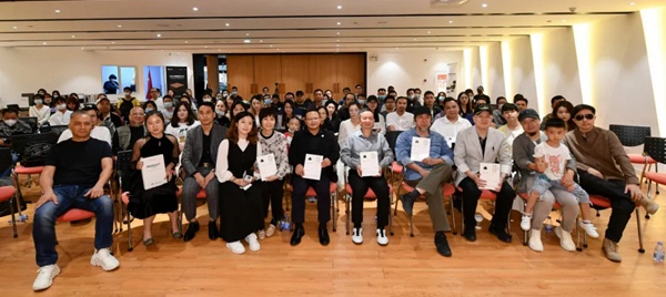 天湘板业助力民宿设计