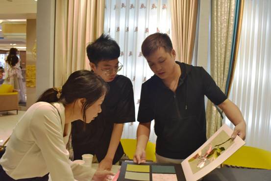 慧亚探店：年销售额过700万的经销商坦言，做生意更多的是在做朋友