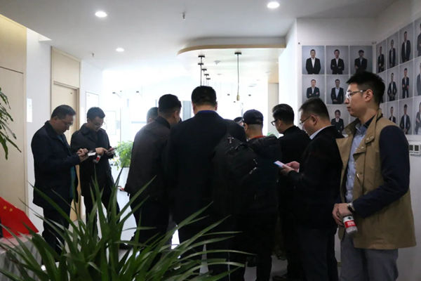 居然全国店总考察团莅临广千总部参观交流 居然全国店总考察团莅临广千总部参观交流