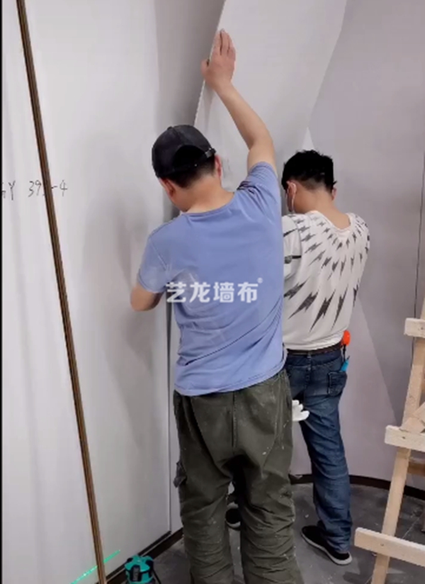 艺龙壁布：弧形墙板不会装怎么办？