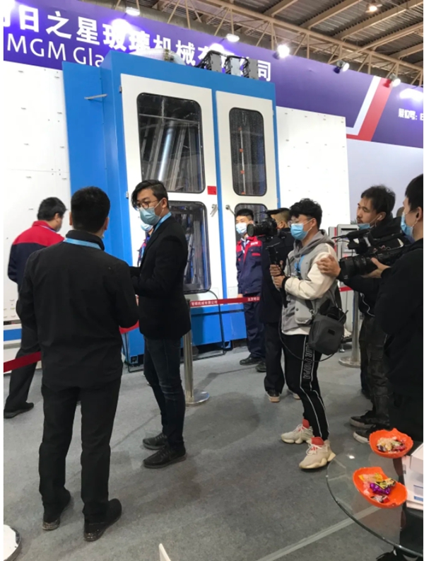 FBC线上直播给你“好看”呦！