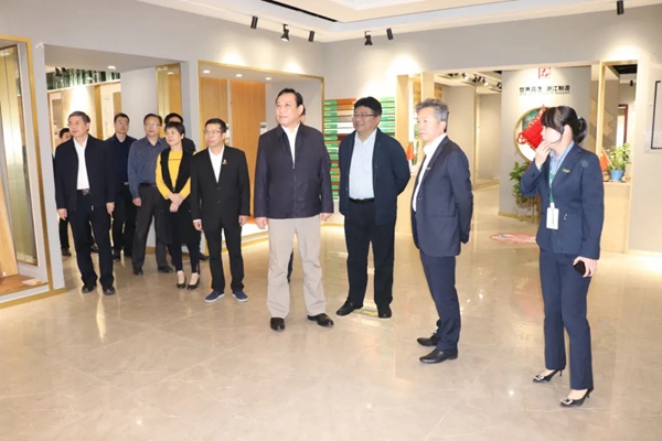 全国政协常委、国家林草局副局长刘东生一行莅临千年舟集团调研指导
