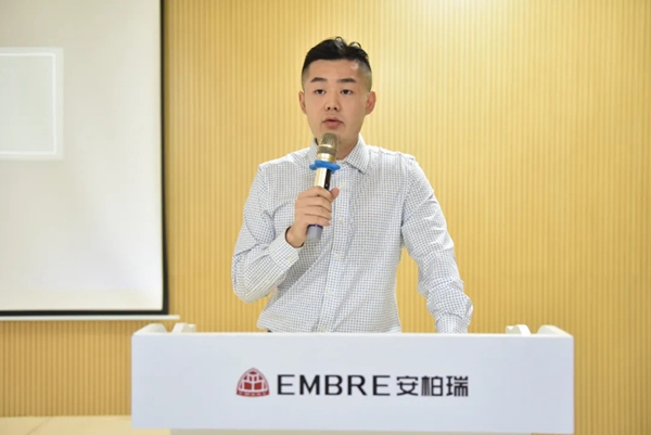 安柏瑞门窗10月员工大会圆满召开