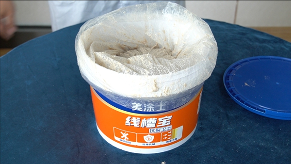 美涂士艺术漆：线槽处墙面开裂该如何预防和修补？