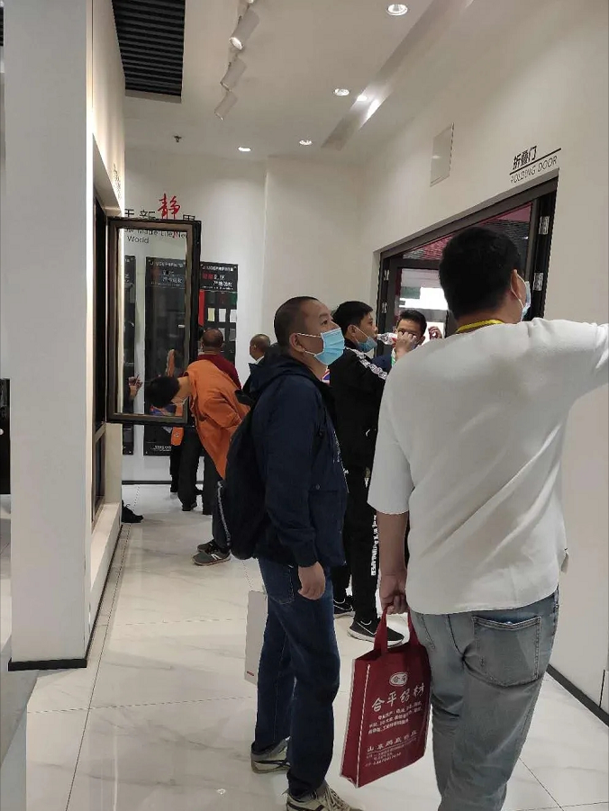 乔居门窗携多款产品参加第十一届中国（临朐）家居门窗博览会