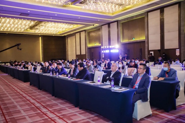 第22届中国国际门窗幕墙技术交流研讨会 海鹰门窗载誉而归