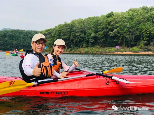 广东省橱柜业商会第三届第二次理事会议成功召开