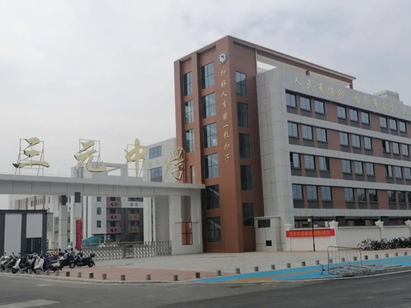 维拓水漆桂林加盟商吴建国：携手维拓水漆 共创财富商机
