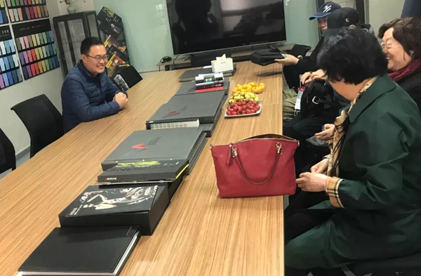 涂料泰斗莅临阿贝罗尼北京总部