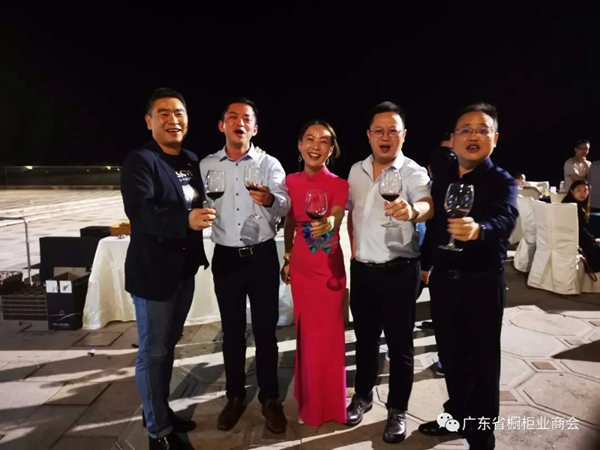 广东省橱柜业商会第三届第二次理事会议成功召开