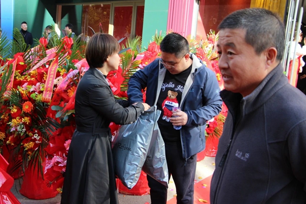 美国布鲁斯特沈阳专卖店耀世呈现