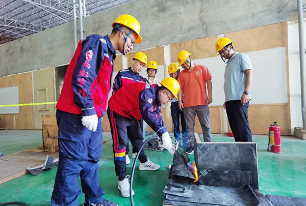走进东方雨虹大师工作室