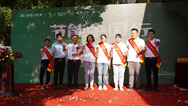 福临门世家门窗信丰旗舰店钟勇：把福临门世家门窗带到千家万户中去