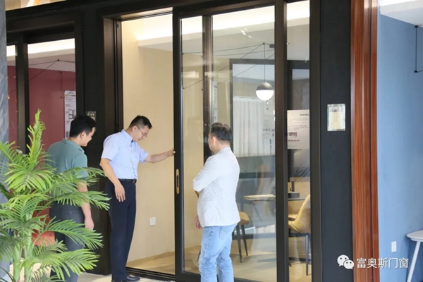 坚朗集团高层到访富奥斯总部参观交流