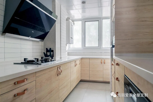 佰丽爱家全屋定制：用暖色系元素营造冬日里的“暖阳”