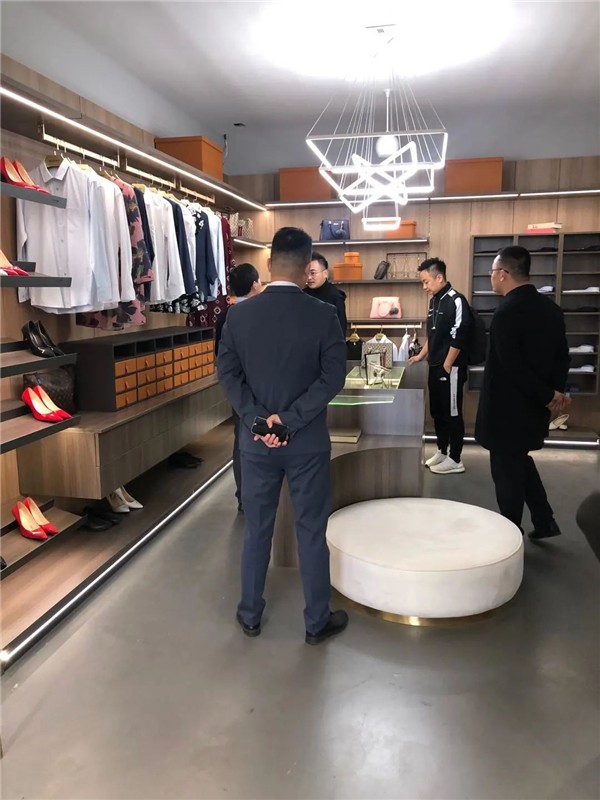 古思诺迎接红星美凯龙相关领导莅临参观考察