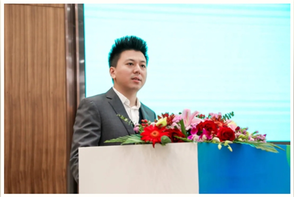 久盛地板受邀出席“世界地板业工商峰会”