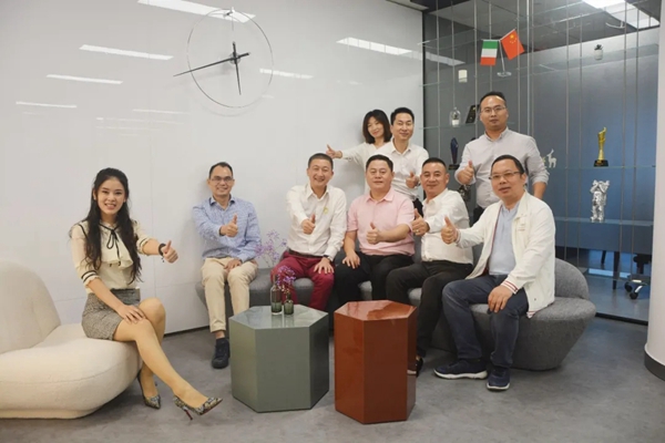 NACOOC羊城中心:宴聚群贤 见证风华盛启 NACOOC羊城中心:宴聚群贤 见证风华盛启