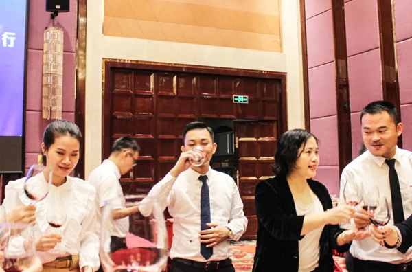 派雅门窗“翱翔2020”区域经销商交流会暨派雅3D云设计培训会成功举行 派雅门窗“翱翔2020”区域经销商交流会暨派雅3D云设计培训会成功举行