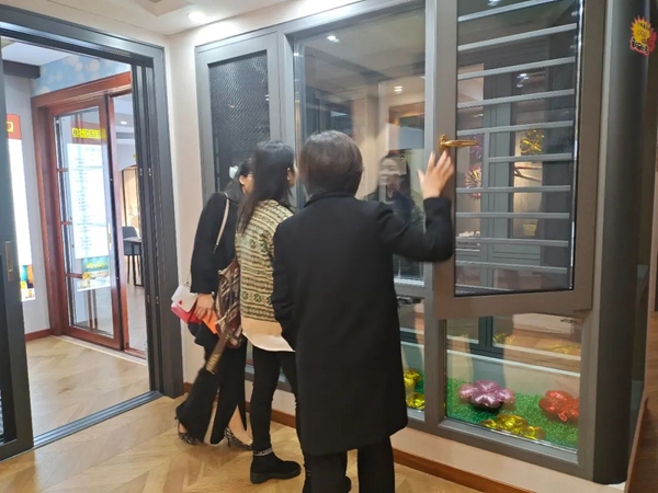 文拓国际门窗长沙望城旗舰店盛大开业