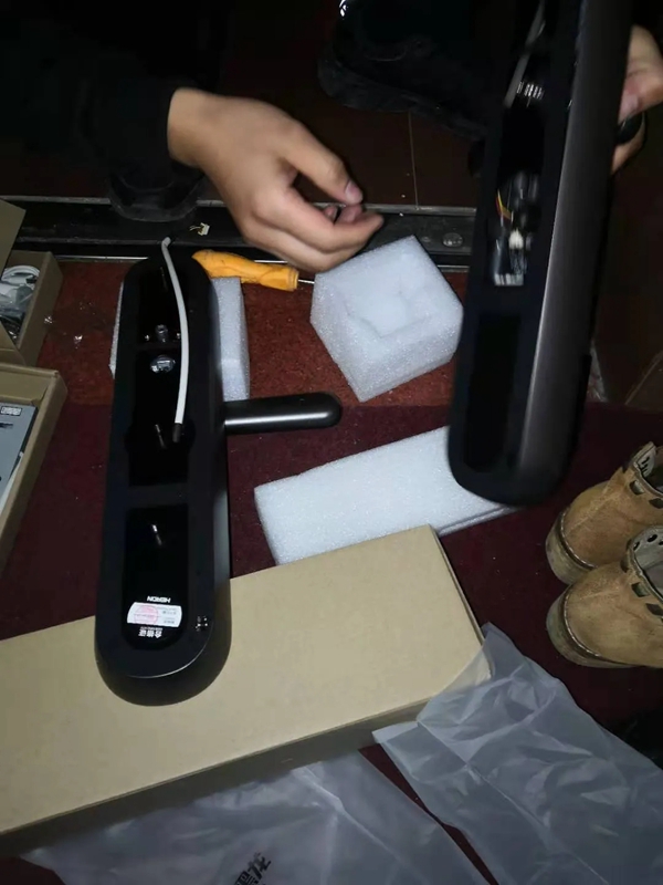 全网首发:从安装到使用,黑龙新品F5智能锁真实用户体验报告 全网首发:从安装到使用,黑龙新品F5智能锁真实用户体验报告