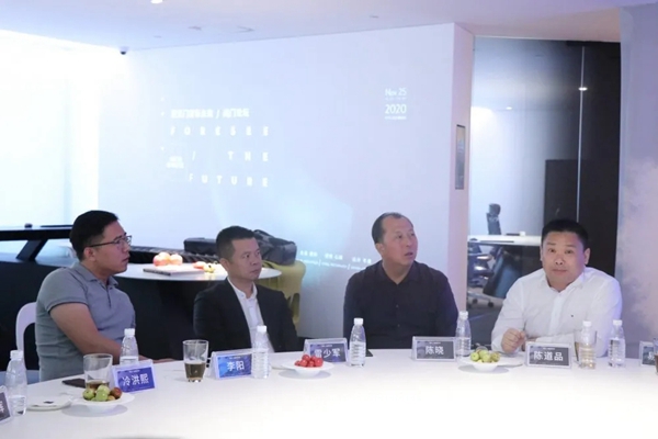 德技优品门窗董事长雷少军巅峰论道品质门窗