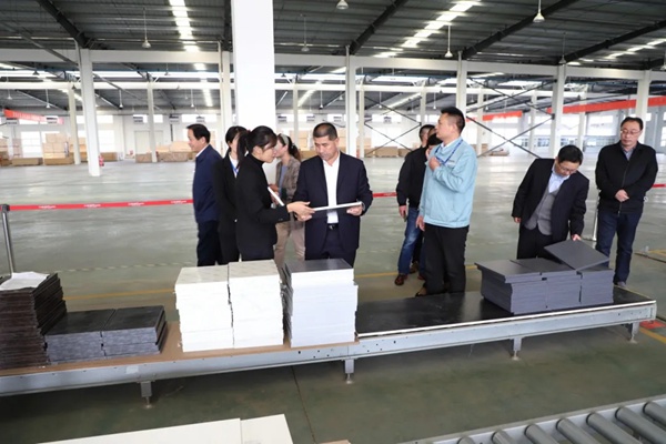 宿迁市副市长一行莅临全度定制家居指导工作