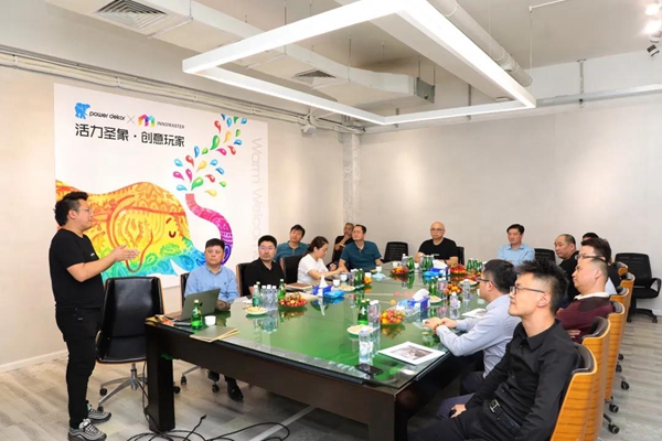 创意玩家董事长刘硕真:地墙一体化战略推动行业发展为“王者”赋能