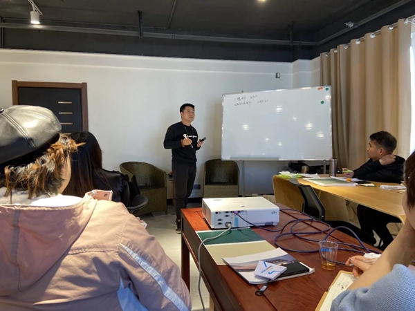 德国赫威都肯涂料西北服务中心正式签约