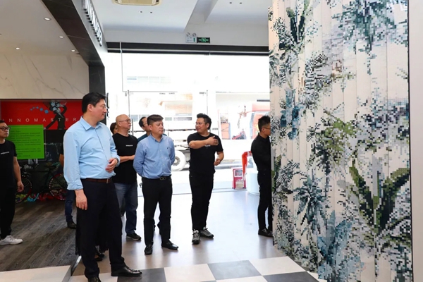 圣象集团董事长率高管莅临创意玩家，参观交流共促发展