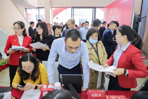科度实录： 11月15日大型厂购会人气爆棚、激情飞扬！