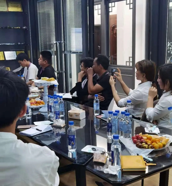 罗兰德式门窗＆南晨装饰强强联手，夜宴完美结束！