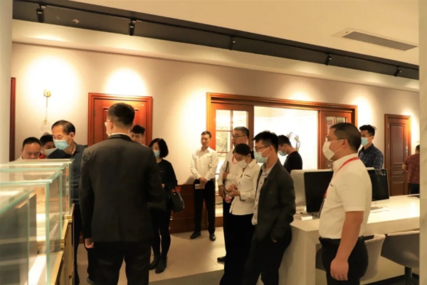 新标第六季招商峰会圆满收官 新标第六季招商峰会圆满收官