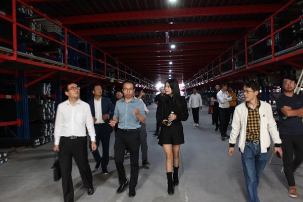 佛山门窗协会到访德斯莱斯，交流互鉴共促品牌发展