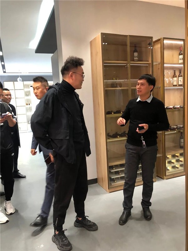 古思诺迎接红星美凯龙相关领导莅临参观考察