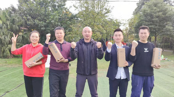 雅之轩门窗素质拓展活动完美收官