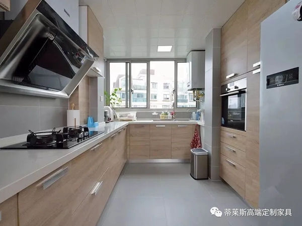 蒂莱斯全屋定制家具：唤醒生活原色，重新定义家的温度