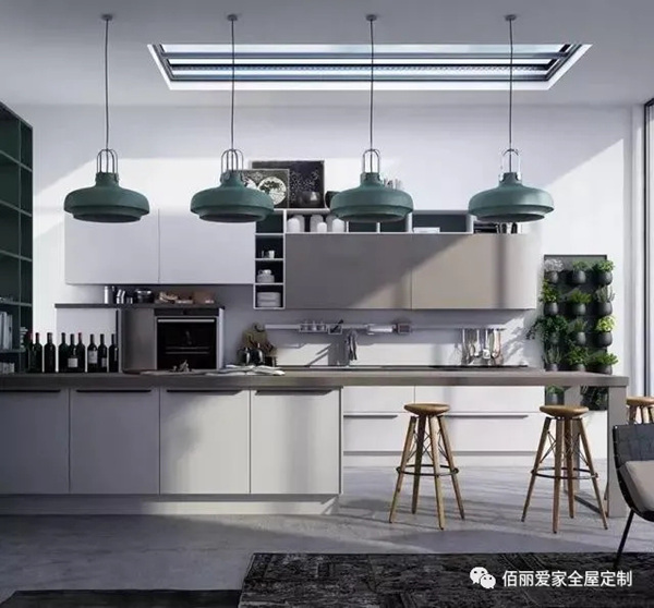 佰丽爱家全屋定制：来看看这些时尚不会过时的橱柜吧！