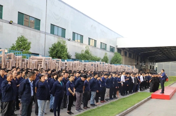 亿合门窗11月全公司员工大会圆满召开