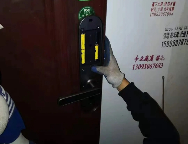 全网首发:从安装到使用,黑龙新品F5智能锁真实用户体验报告 全网首发:从安装到使用,黑龙新品F5智能锁真实用户体验报告
