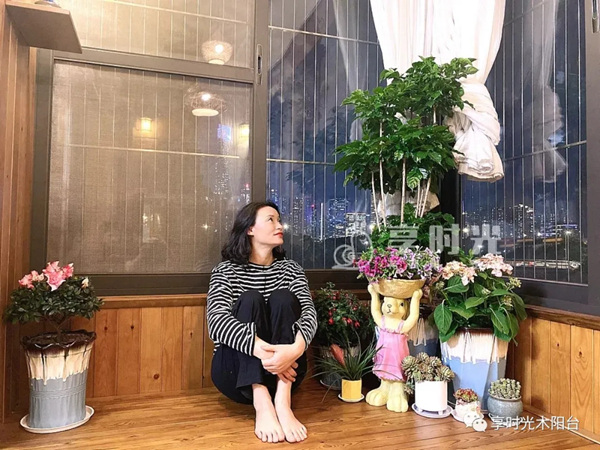 享时光花园阳台定制：阳台变成茶室，她感受到了真正的舒适