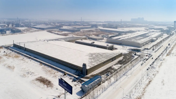 森鹰铝包木门窗:暴雪中的世界最大被动式工厂 森鹰铝包木门窗:暴雪中的世界最大被动式工厂