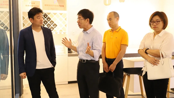 亿合门窗迎接诺托(ROTO)集团中国总经理杨建辉一行莅临交流 亿合门窗迎接诺托(ROTO)集团中国总经理杨建辉一行莅临交流
