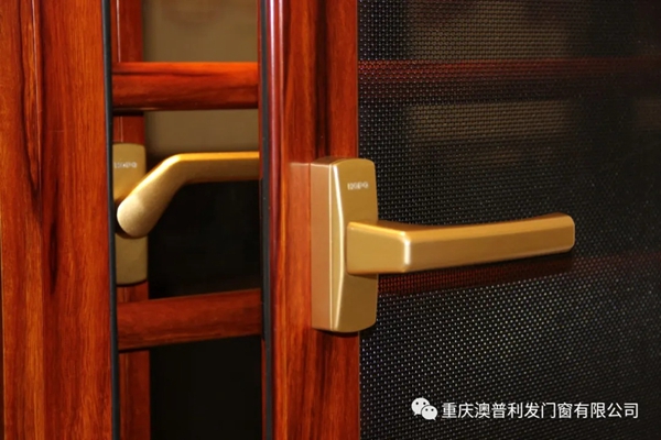 澳普利发全系统门窗告诉你房子来自带的门窗要不要换