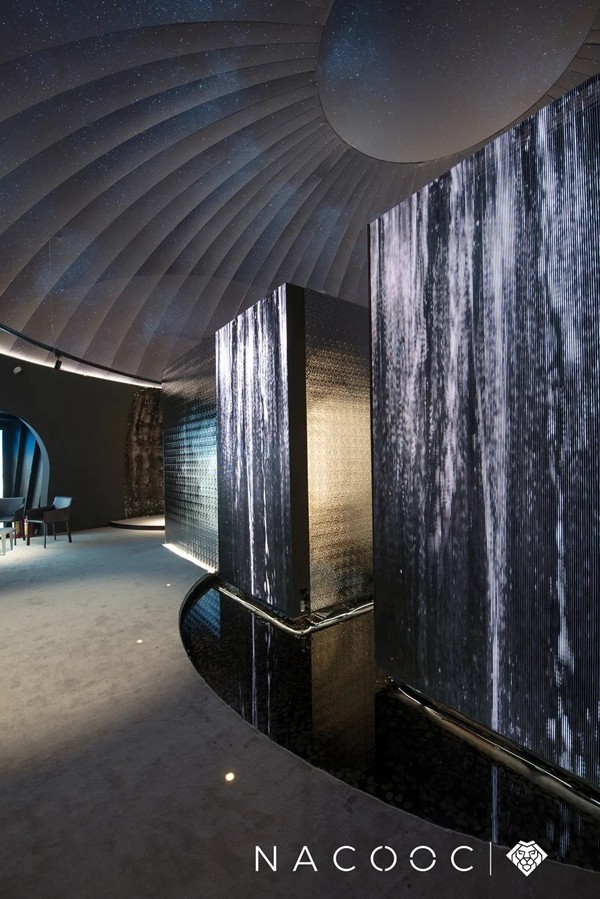 无人机天幕秀燃爆穹顶!NACOOC羊城双展璀璨上演 无人机天幕秀燃爆穹顶!NACOOC羊城双展璀璨上演
