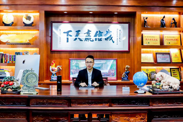周冬雨事件,彰显新绍心担当;岁末新品,再启新绍铝材新篇章! 周冬雨事件,彰显新绍心担当;岁末新品,再启新绍铝材新篇章!