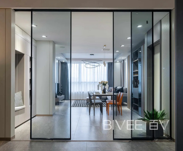 百V全屋定制：单店破局，“1+N”很能打