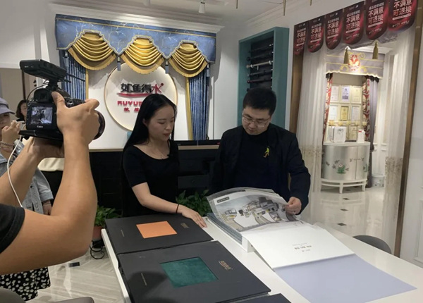 如鱼得水窗帘精品 ：《秘密大改造》“用光看见声音” 